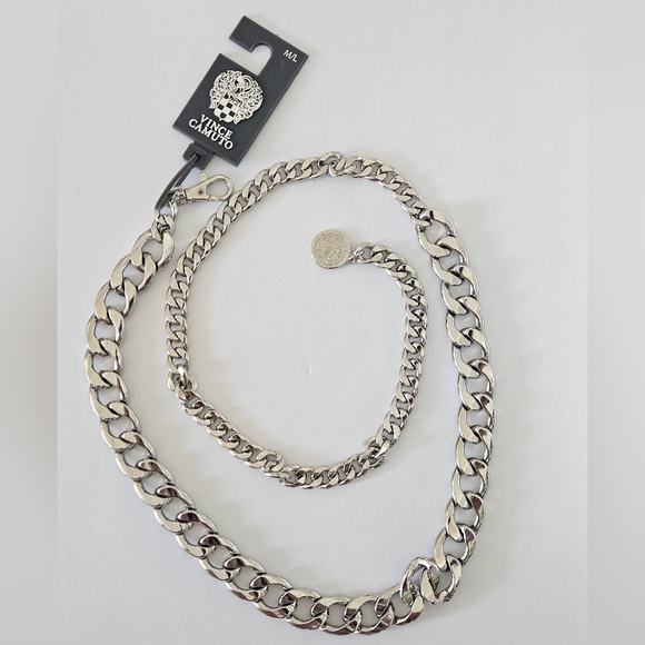 VINCE CAMUTO Silver Chain Belt - Picture 1 of 4